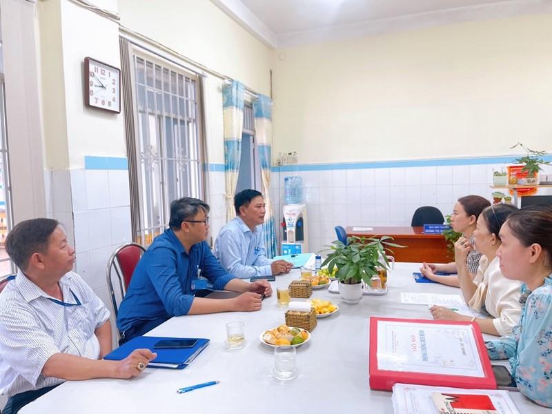 Trường Mầm non Thiên Lý đón đoàn kiểm tra công tác phòng, chống dịch bệnh quận Tân Phú