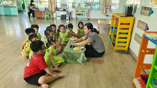 Hoạt động dự thi giáo viên giỏi cấp trường năm học 2021-2022