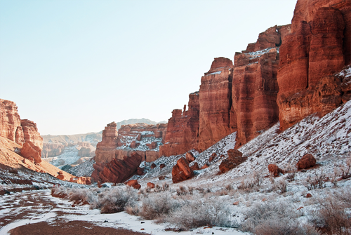 Ngỡ ngàng vẻ đẹp kỳ diệu của mùa xuân Kazakhstan
