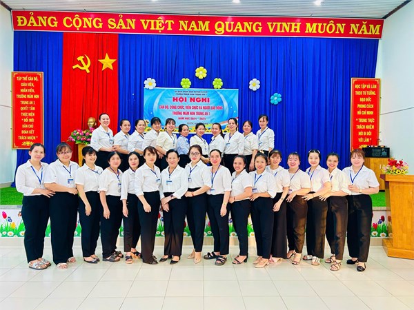 Hội Nghị Cán bộ-Công chức-Viên chức và Người lao động năm học 2024-2025