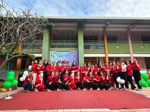 Giáng Sinh 2024-2025