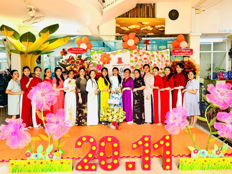 Trường MN Tuổi Thơ chào mừng ngày Nhà giáo Việt Nam 20/11
