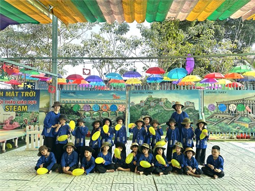 Một ngày làm nông dân ( lớp lá 1)