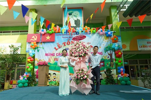 Lễ tổng kết - mừng các bé 5 tuổi ra trường - quốc tế thiếu nhi 1/6