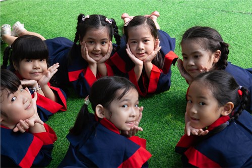 Kỷ yếu mầm non Vàng Anh - Lưu giữ những khoảnh khắc đáng nhớ của các con