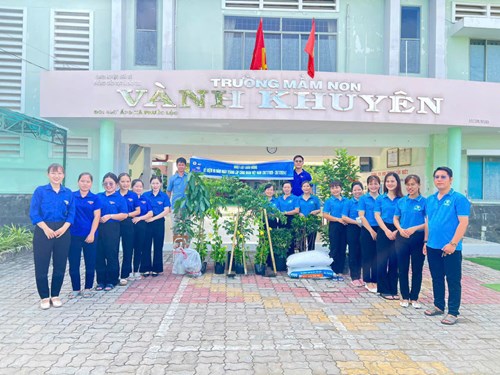 Nhiệt liệt chào mừng kỷ niệm 95 năm ngày Thành lập công đoàn Việt Nam (28/7/1929- 28/7/2024)