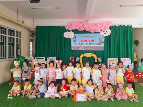 Hội thi an toàn giao thông lớp chồi 3 năm học 2024-2025