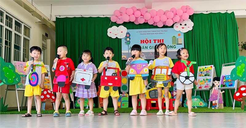 Hội thi an toàn giao thông tổ chồi
