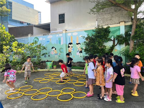 Hoạt động của bé lớp Sơn Ca 2