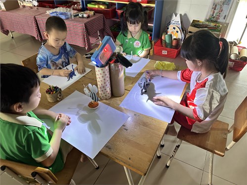 Đề tài: vẽ theo bóng con vật. Lứa tuổi 4-5