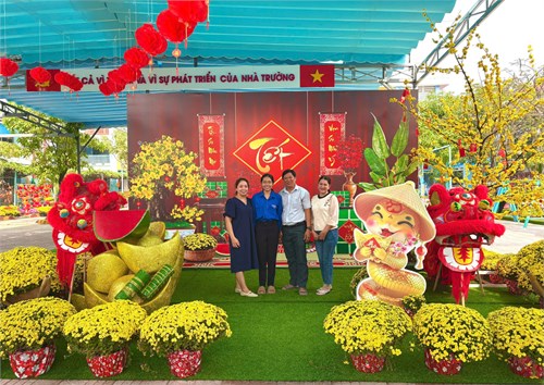 Hội thi trang trí góc xuân ngày Tết  Mừng xuân - Mừng Đảng  năm 2025.