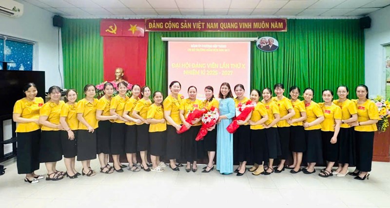 Đại hội chi bộ nhiệm kỳ 2025 - 2027.
