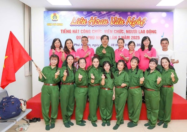 CĐCS Mẫu giáo Hương Sen tham gia Liên hoan văn nghệ “Tiếng hát Công chức, viên chức, người lao động” quận Phú Nhuận Lần thứ 1 năm 2024