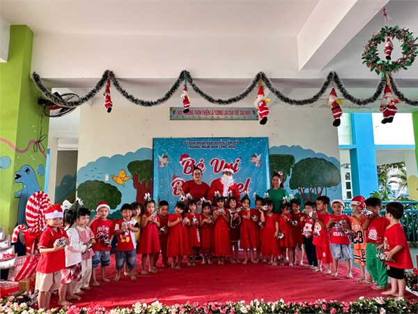 Lớp Chồi 1 vui Noen