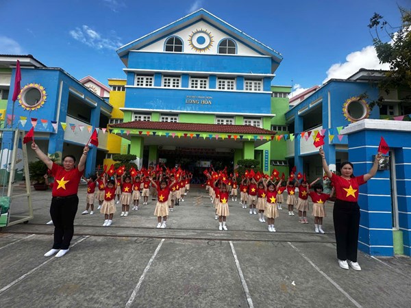 Trường Mầm non Long Hòa tổ chức các hoạt động, hướng đến kỷ niệm 50 năm 	
Ngày Giải phóng miền Nam, thống nhất đất nước (30/4/1975 - 30/4/2025)