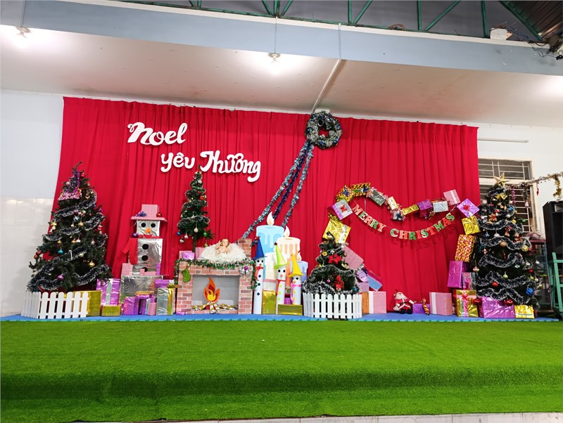 Mừng Giáng Sinh 2024 tại Trường Mẫu giáo Việt Anh: Chương Trình  Noel Yêu Thương 