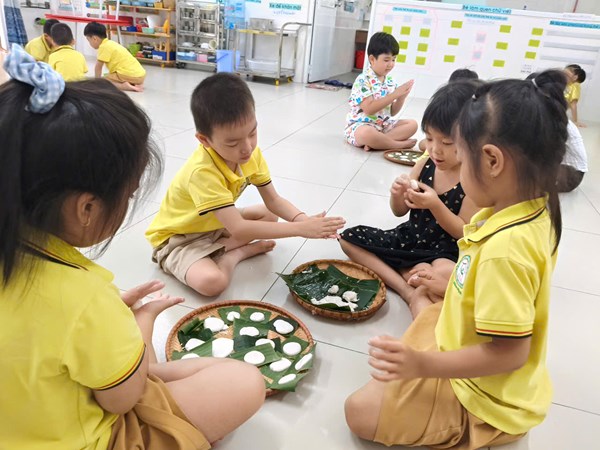 Lá 2 tham gia lễ hội  Giỗ tổ Hùng Vương 