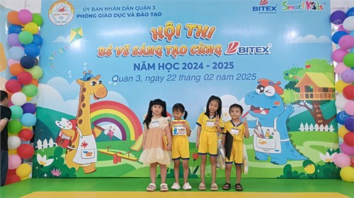 Bé tham gia hội thi  bé  vẽ sáng tạo cùng bitex  năm học 2024-2025