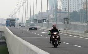 Mức phạt vi phạm giao thông mới với xe máy từ 2025