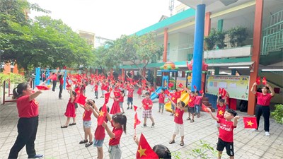 Trường Mầm non 10 tổ chức đồng diễn thể dục cho trẻ mẫu giáo.