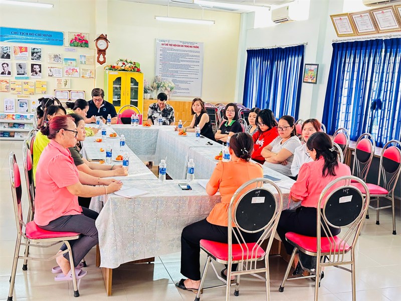 Họp sơ kết học kỳ I năm học 2024-2025