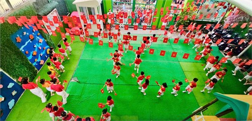 Hoạt động chào mừng 30/4