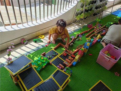 Hoạt động vui chơi của lớp 5B.