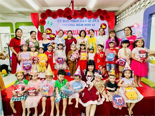Chúc mừng sinh nhật các bé tháng 1 - tháng 2