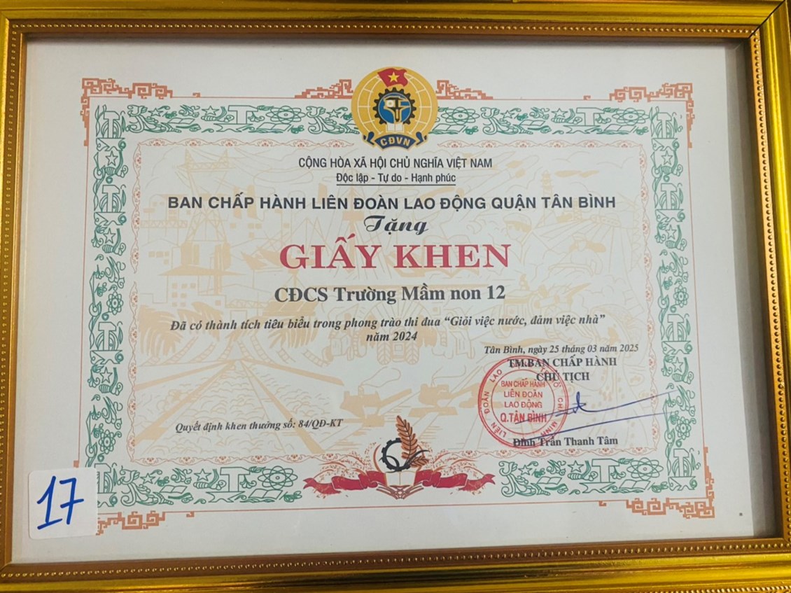 Tuyên dương 282 gương tập thể, cá nhân xuất sắc tiêu biểu trong phong trào thi đua  giỏi việc nước, đảm việc nhà  năm 2024 do liên đoàn lao động quận to\ân bình tổ chức