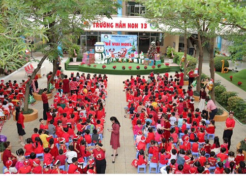 Ngày hội   Bé vui Noel   năm học 2024-2025