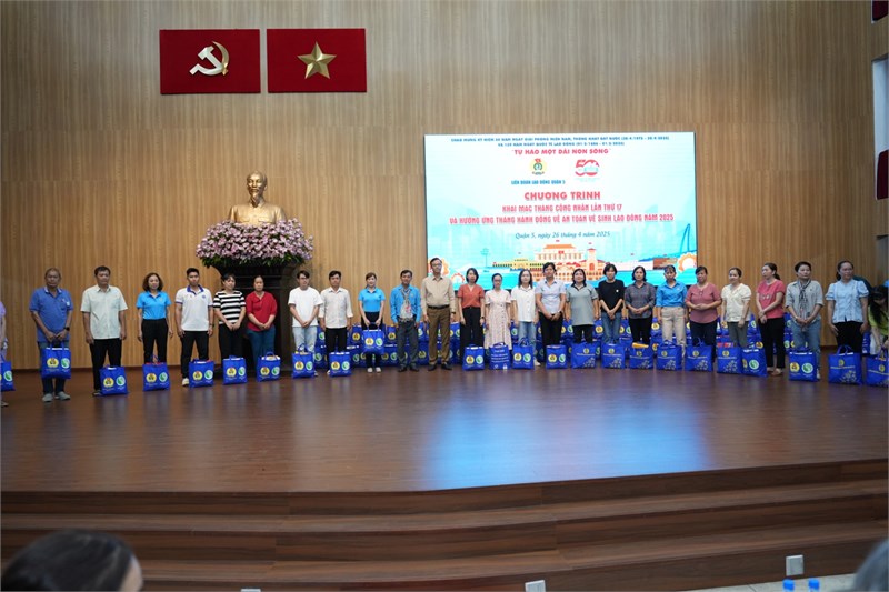 Chương trình khai mạc tháng công nhân lần thứ 17 và hưởng ứng tháng hành động về an toàn vệ sinh lao động năm 2025