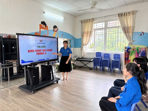 Chi đoàn Mầm Non 13 tổ chức Sinh Hoạt Chi Đoàn Tháng 3 -2025