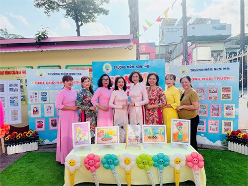 MN14B-tham gia triễn lãm hình ảnh của nhà trường 50 năm - một chặng đường cấp Quận trong hoạt động kỷ niệm 50 năm ngày thống nhất đất nước 30-4-2025