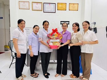 Trường Mầm non 15 chúc mừng ngày Thầy thuốc Việt Nam 27/2