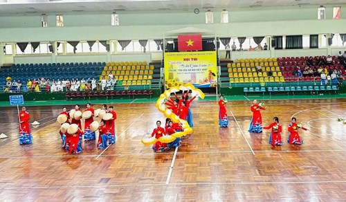 Hội thi trình diễn áo dài Chủ đề  Tôi yêu áo dài Việt Nam  năm 2025
