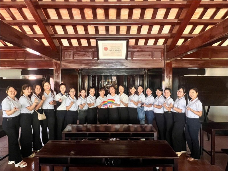 Hành trình Về nguồn của Chi bộ và Chi đoàn tại trường Dục Thanh thuộc thành phố Phan Thiết, tỉnh Bình Thuận