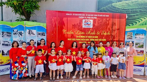 Trường Mầm Non 15 đến dâng hương kính Bác và tham quan triển lãm Ảnh và Sách kỷ niệm 50 năm ngày Giải Phóng Miền Nam Thống Nhất Đất Nước (30/04/1975 - 30/04/2025) tại NVH - Không Gian Văn Hóa Hồ Chí Minh - Phường 15 Tân Bình