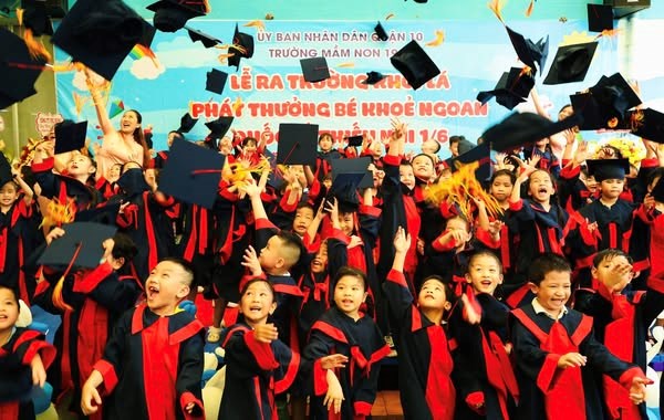 Trường Mầm non 19/5 tổ chức Lễ ra trường khối Lá năm học 2024 -2025
