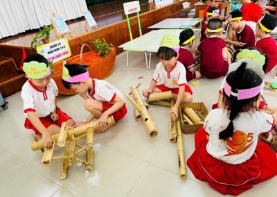 Các bé trường Mầm non 19/5 tham gia Hội thi “Bé vui cùng steam” năm học 2024-2025