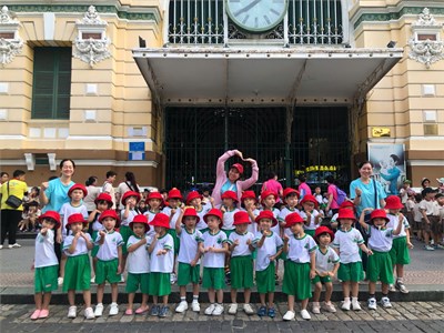 Hoạt động tham quan, trải nghiệm chào mừng kỷ niệm 50 năm Giải phóng miền Nam, thống nhất đất nước (30/4/1975 – 30/4/2025)