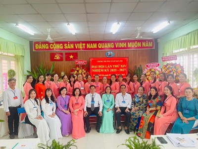 Chúc mừng Đại hội Chi bộ trường Mầm non 19/8 nhiệm kì 2025-2017 thành công tốt đẹp