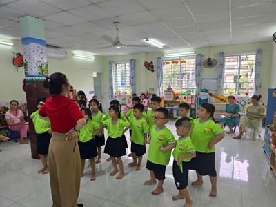 Hình ảnh chuyên đề  ứng dụng công nghệ số  trong hoạt động giáo dục