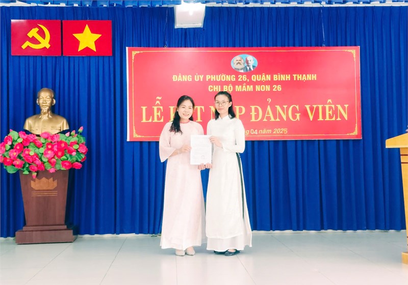 <a href="/tin-tuc-su-kien/ngay-2842025-chi-bo-mam-non-26-to-chuc-le-ket-nap-dang-vien-moi-nguyen-thi-cam/ctfull/28470/752766">Ngày 28/4/2025, Chi bộ Mầm non 26 tổ chức Lễ<span class=bacham>...</span></a>