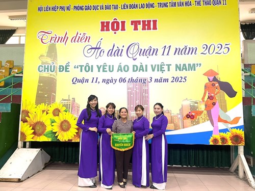 Hội thi  Trình diễn áo dài Quận 11 năm 2025  với chủ đề  Tôi yêu Việt Nam 