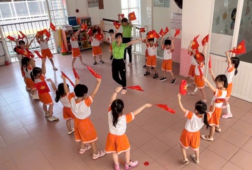 Chào mừng Ngày hội phát triển giáo dục Mầm Non và kỷ niệm 50 năm ngày Giải phóng miền Nam, thống nhất đất nước (30/4/1975 – 30/4/2025)