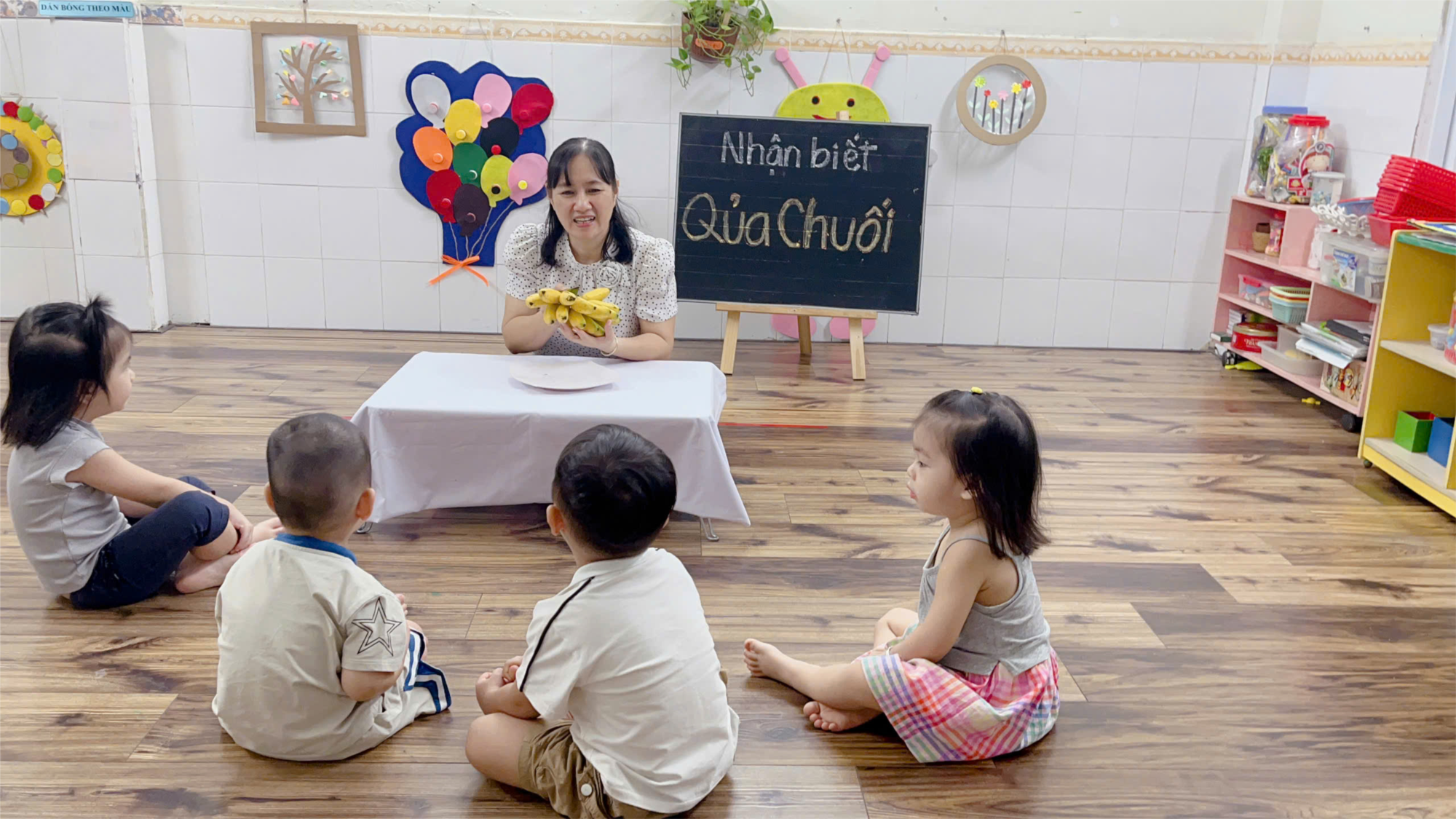 Nhận Biết Qủa Chuối. Nhóm Nhà Trẻ ( 24 - 36 Tháng)