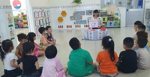 PTTM: Làm tranh bằng ống hút - Lớp 4-5 tuổi (2)