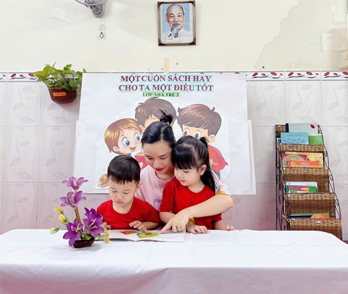 Hưởng Ứng Ngày Hội Đọc Sách. Nhóm Nhà trẻ 24 - 36 tháng