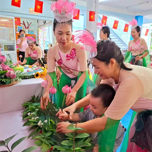 Lễ hội Mừng Sinh Nhật Bác Hồ . Nhóm Nhà Trẻ 24 - 36 Tháng