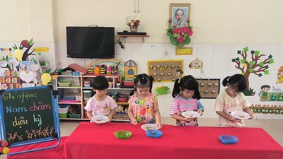 Đề tài: NAM CHÂM DIỆU KÌ. Lớp: 3-4 tuổi(3)